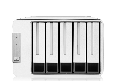 D5-300/10TB-IW TerraMaster